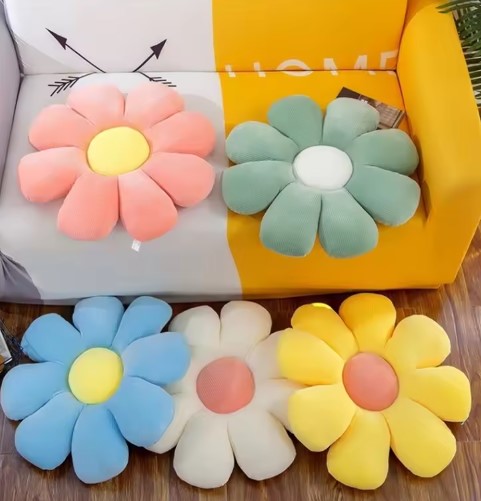 Daisy Flower-Shaped Throw Pillow – 29-Inch Funky Floor Cushion for Car, Office Chair, Tatami, or Home Decor